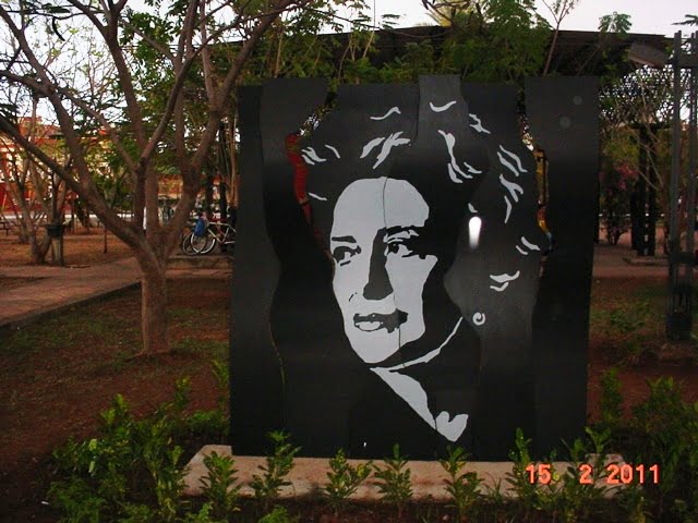 Claribel Alegría
